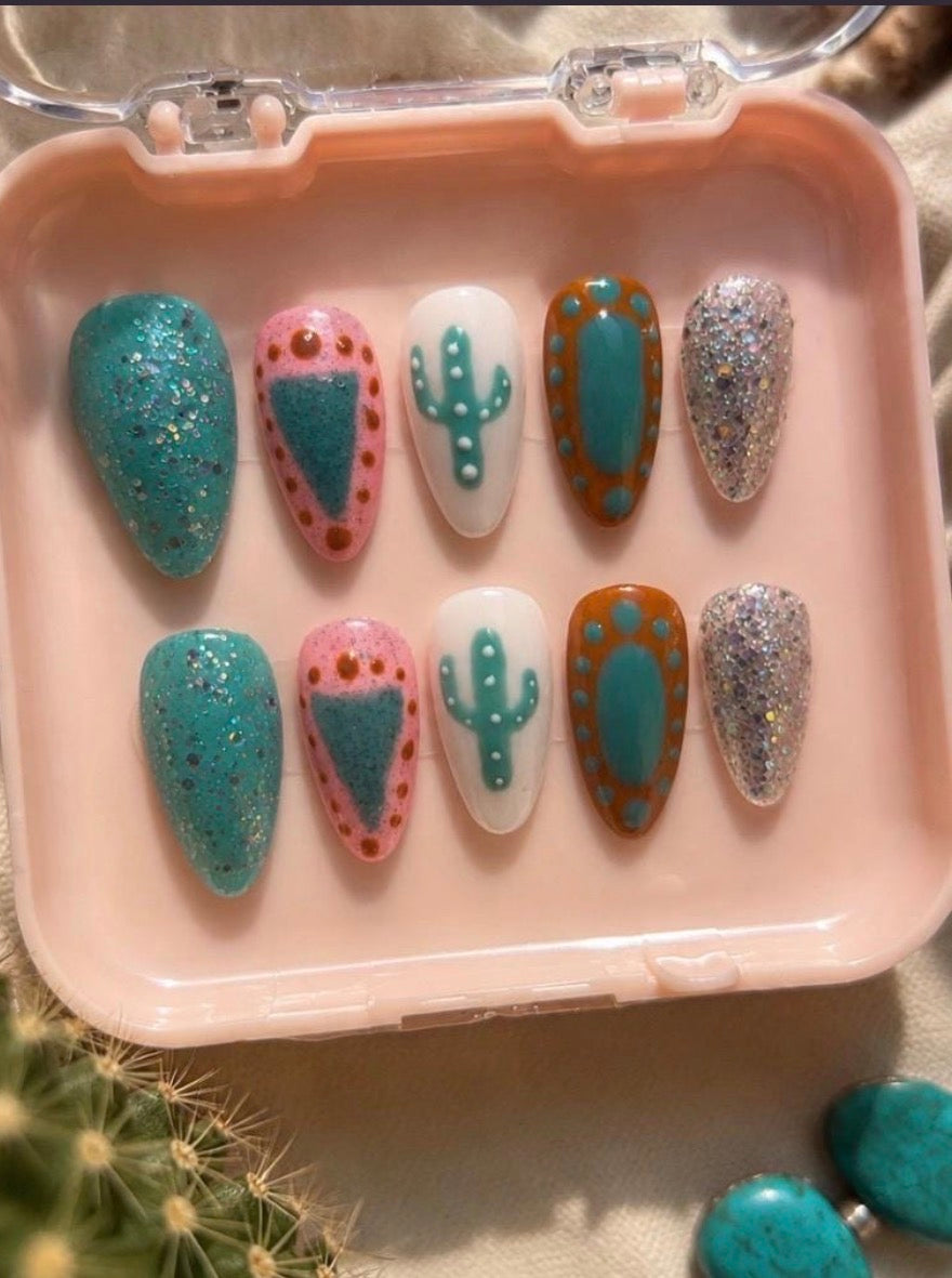 Western Inspired Press- On Nails